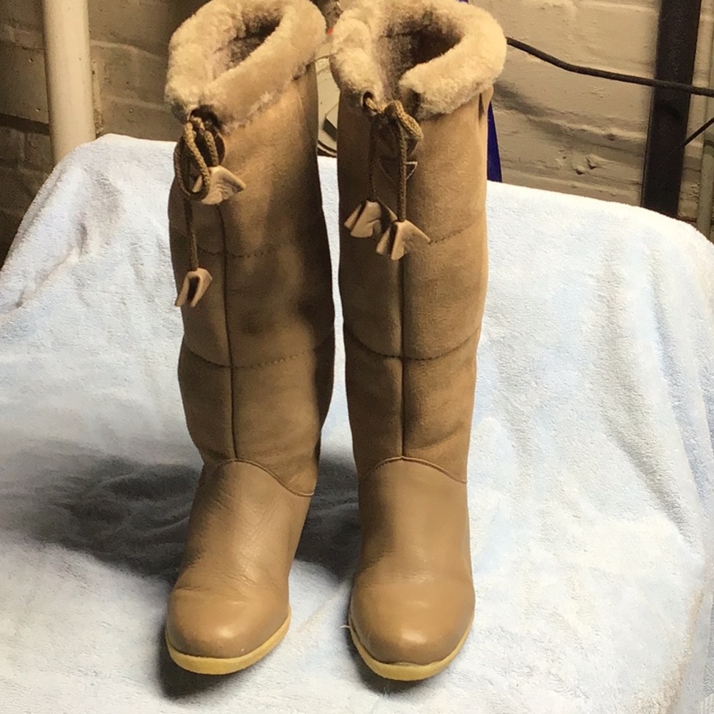 Morlands sheepskin lined leather boots
